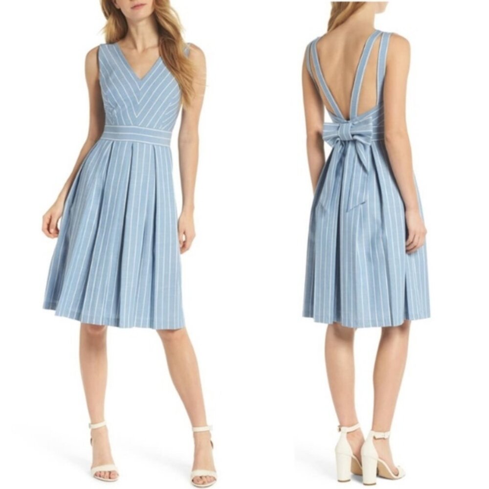 𝅺Gal Meets Glam Samantha Fit and Flare Dress Size 4 Blue Pinstripe Cotton Bow